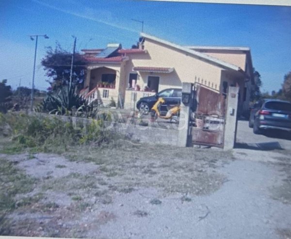 casa indipendente in vendita a Scalea