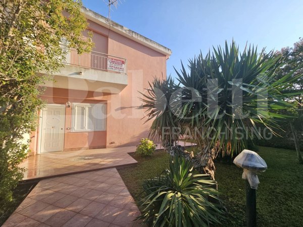 casa indipendente in vendita a Scalea