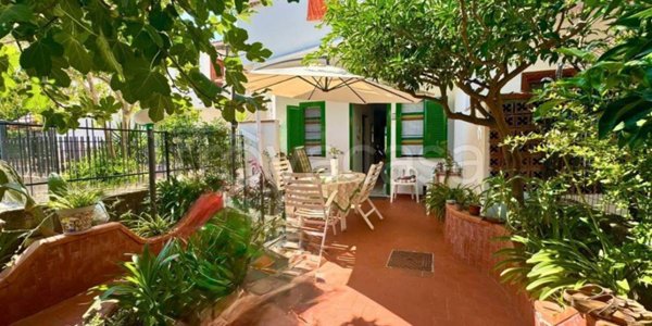 casa indipendente in vendita a Scalea
