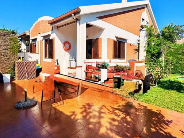 casa indipendente in vendita a Scalea