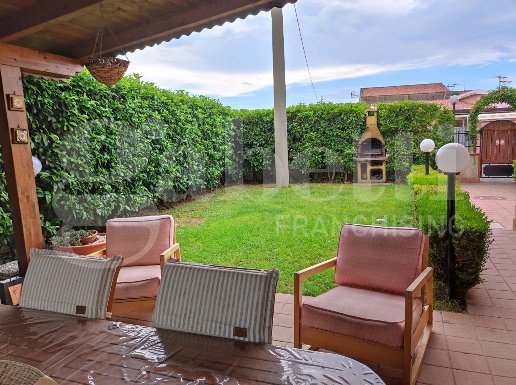 casa indipendente in vendita a Scalea