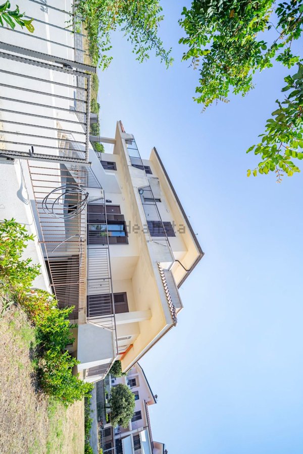 casa indipendente in vendita a Scalea