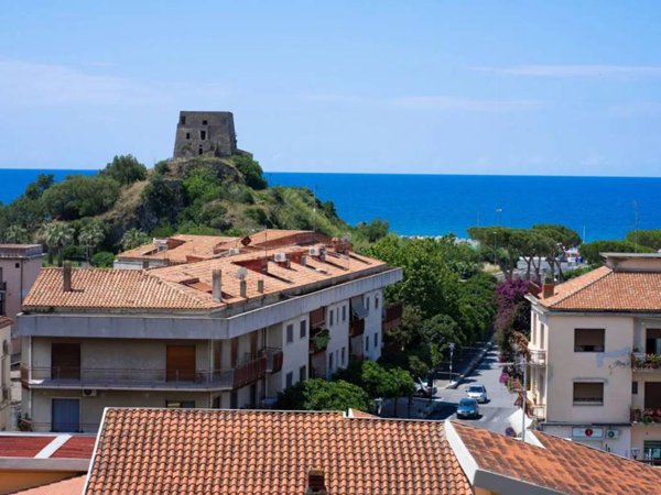 casa indipendente in vendita a Scalea
