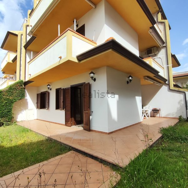 casa indipendente in vendita a Scalea