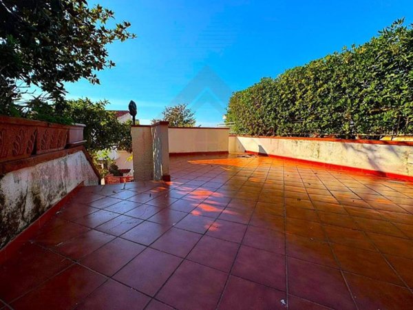 casa indipendente in vendita a Scalea