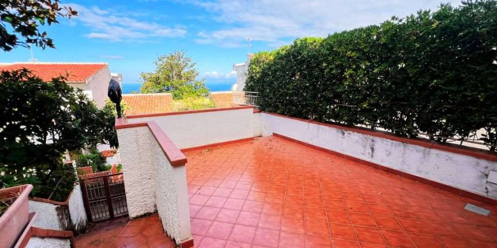 casa indipendente in vendita a Scalea