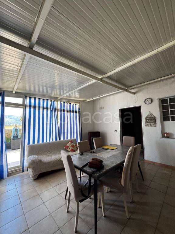 casa indipendente in vendita a Scalea