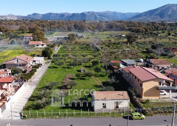 casa indipendente in vendita a Scalea