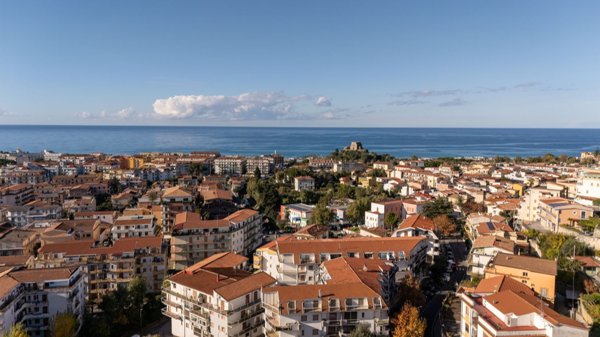 appartamento in vendita a Scalea