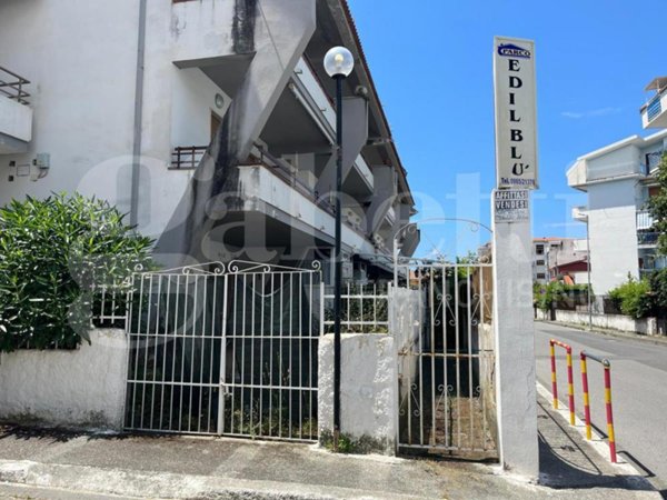 appartamento in vendita a Scalea