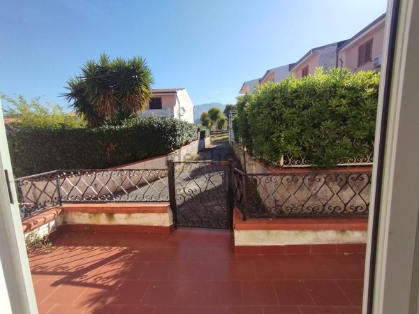 casa indipendente in vendita a Scalea