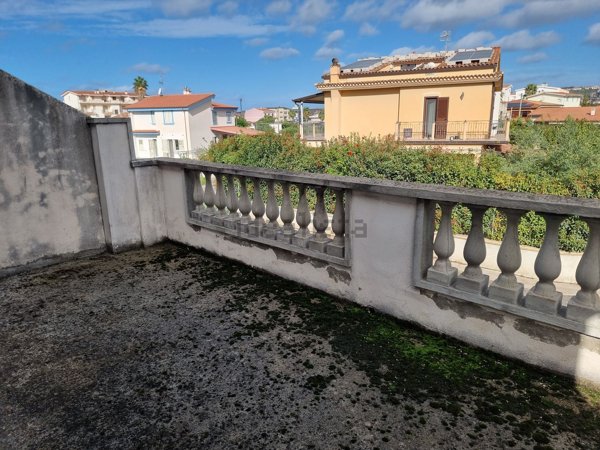 casa indipendente in vendita a Scalea