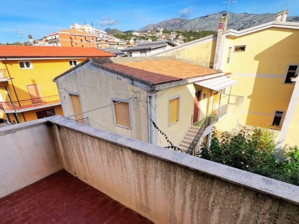 appartamento in vendita a Scalea