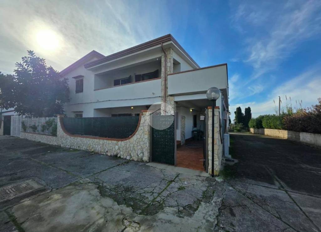 casa indipendente in vendita a Scalea