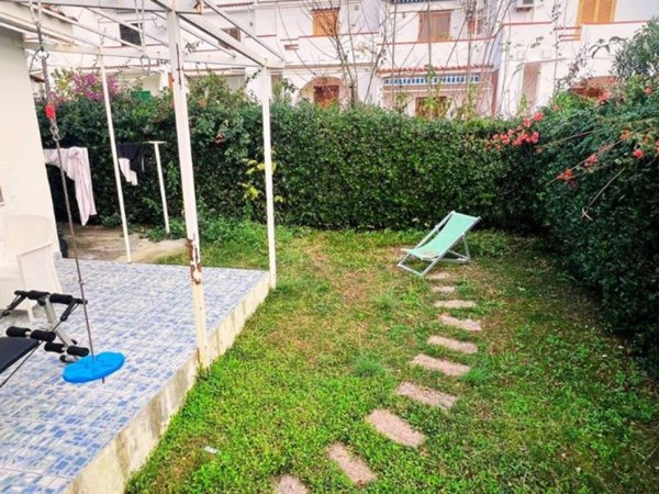 casa indipendente in vendita a Scalea