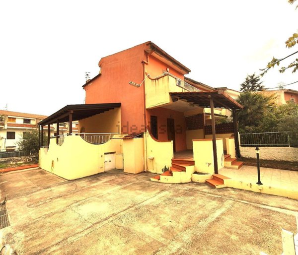 casa indipendente in vendita a Scalea