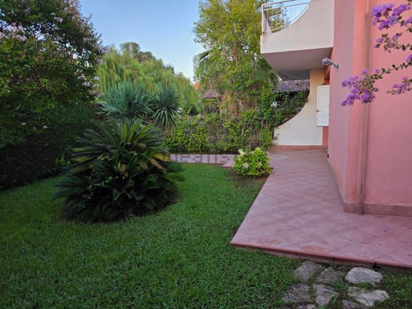 casa indipendente in vendita a Scalea