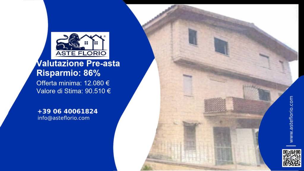 locale di sgombero in vendita a Scalea