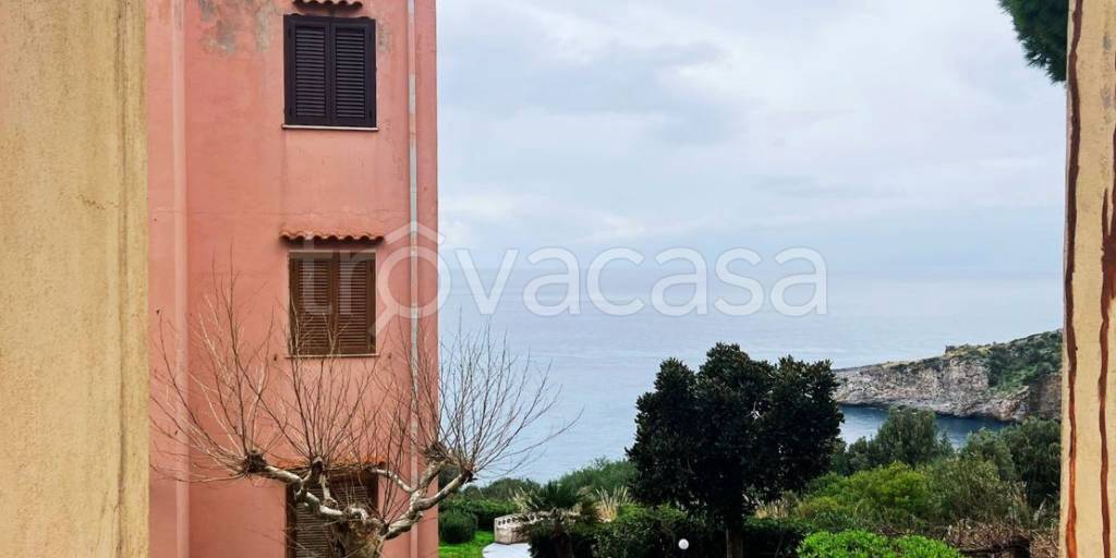 casa indipendente in vendita a Scalea