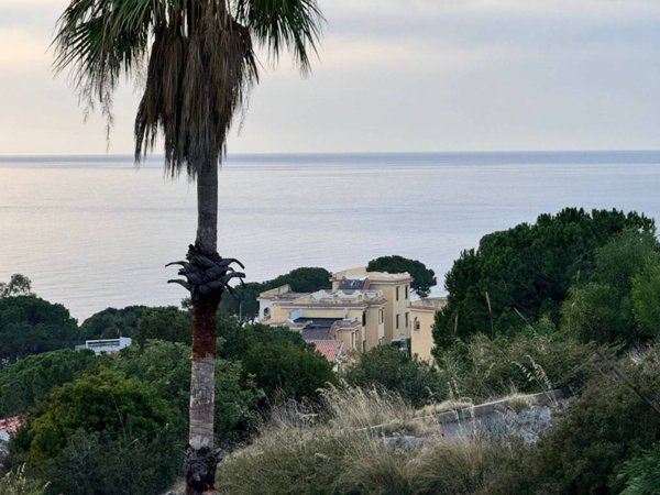 appartamento in vendita a Scalea