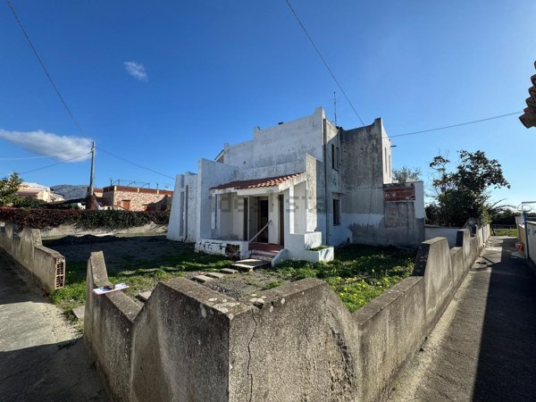 esavano in vendita a Scalea