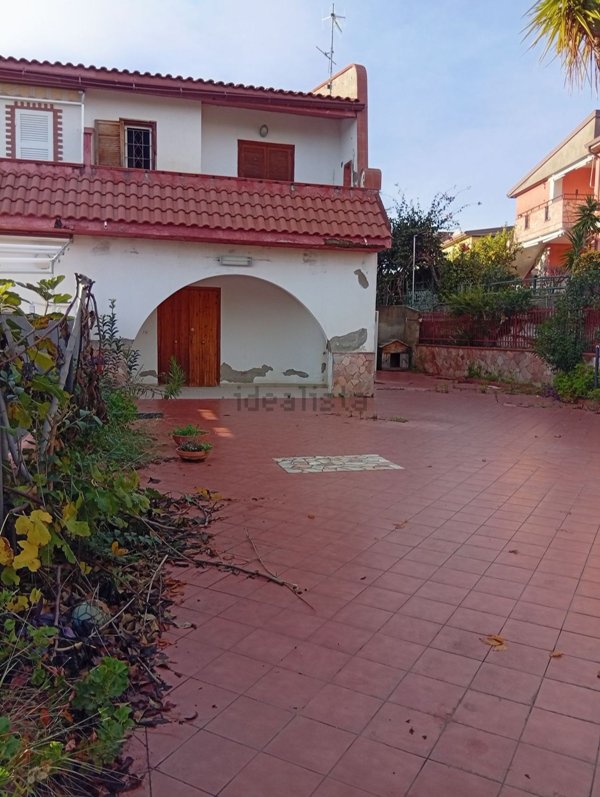 casa indipendente in vendita a Scalea