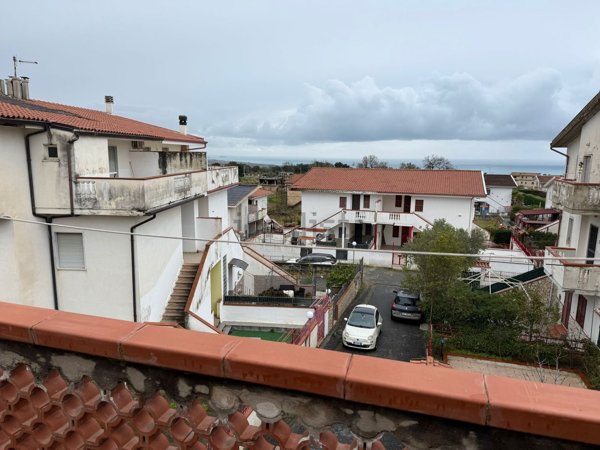 casa indipendente in vendita a Scalea