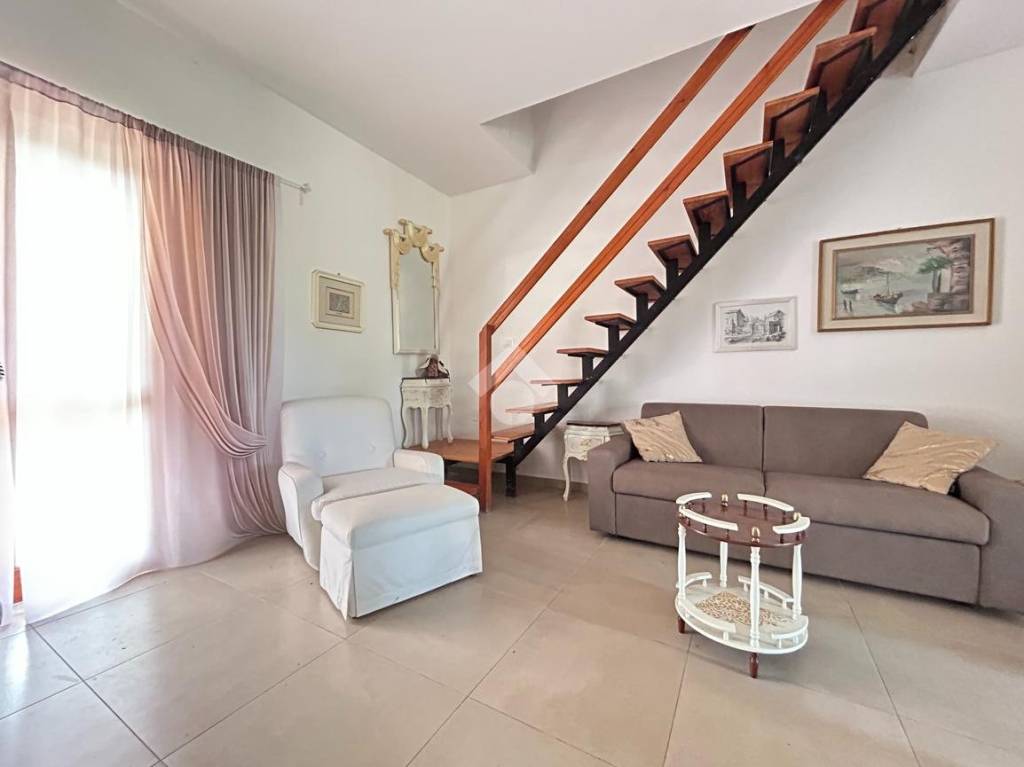 casa indipendente in vendita a Scalea