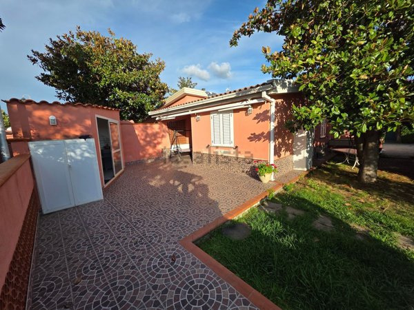 casa indipendente in vendita a Scalea