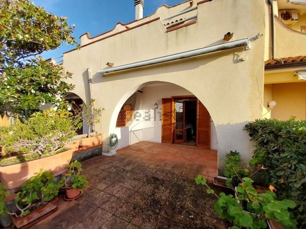 casa indipendente in vendita a Scalea