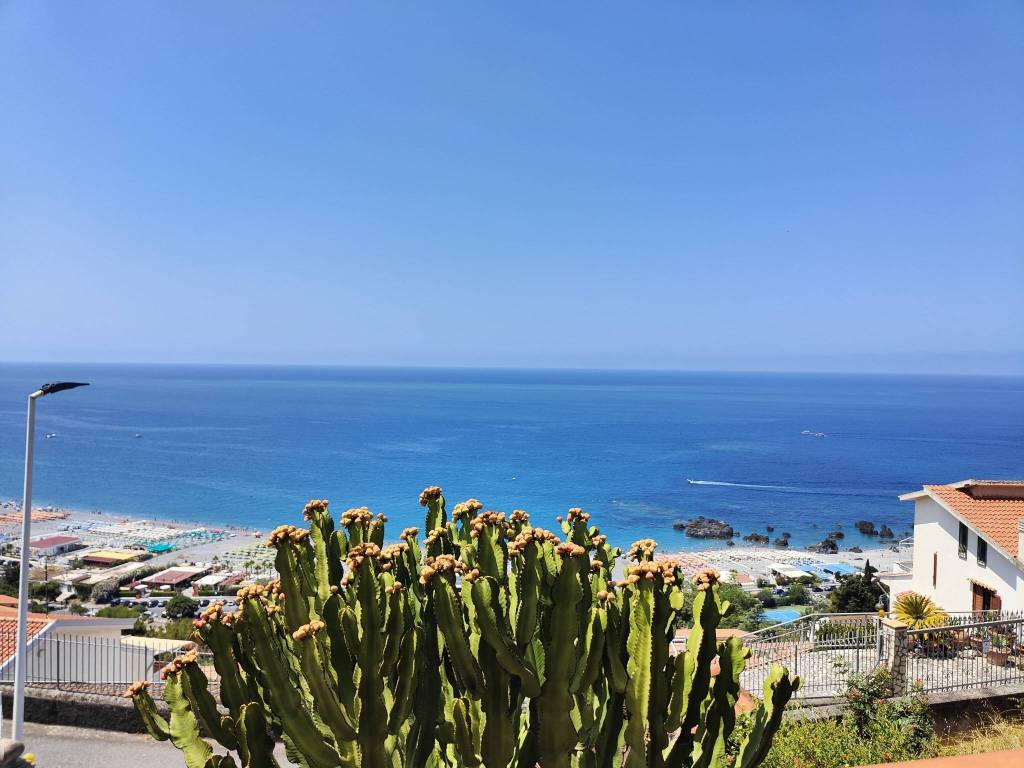 casa indipendente in vendita a Scalea