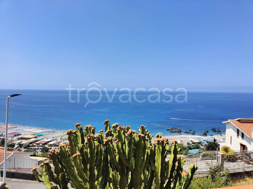 casa indipendente in vendita a Scalea