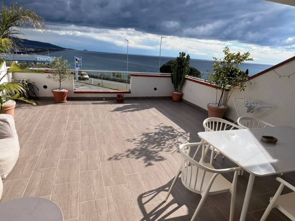 appartamento in vendita a Scalea