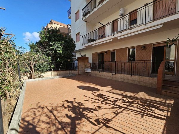 appartamento in vendita a Scalea