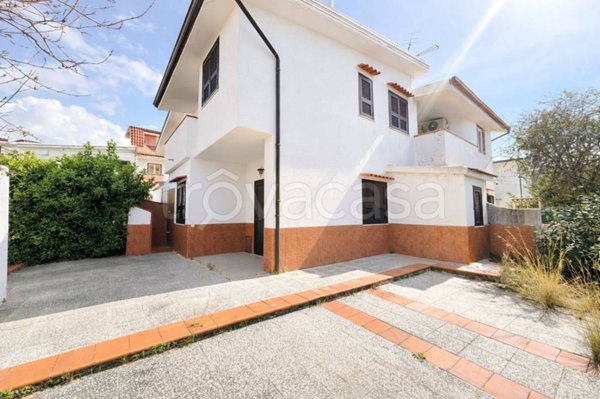 casa indipendente in vendita a Scalea
