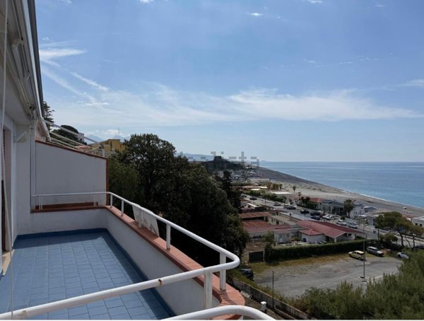 appartamento in vendita a Scalea