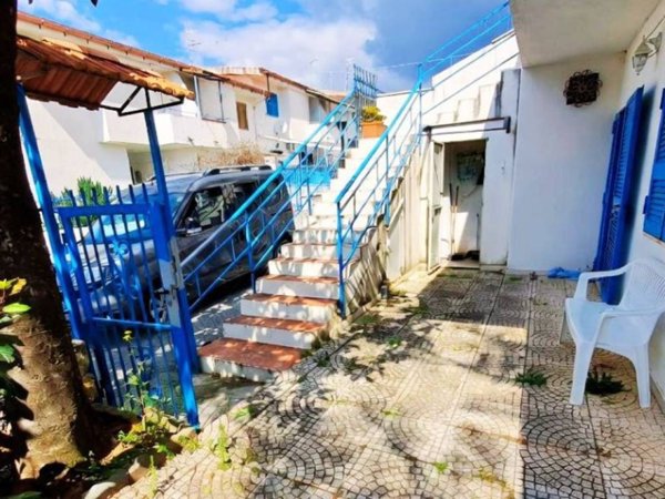 casa indipendente in vendita a Scalea