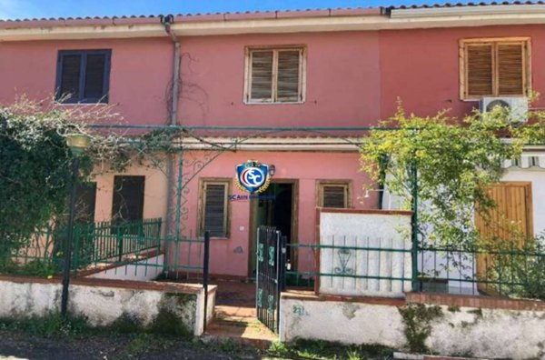 casa indipendente in vendita a Scalea