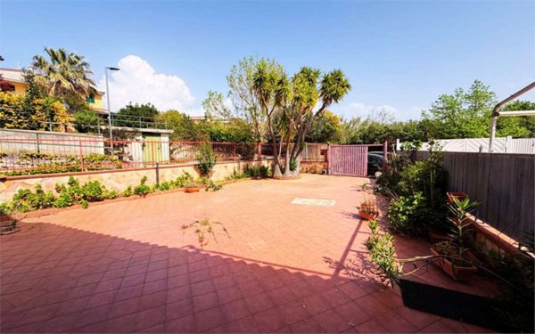 casa indipendente in vendita a Scalea