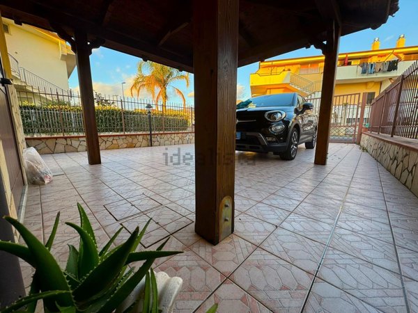 casa indipendente in vendita a Scalea