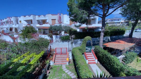 casa indipendente in vendita a Scalea