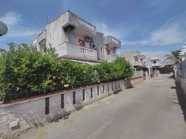 casa indipendente in vendita a Scalea