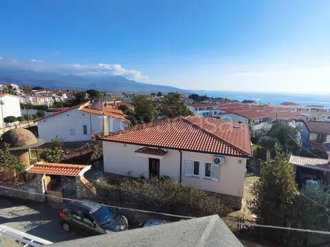 casa indipendente in vendita a Scalea