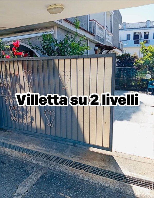 casa indipendente in vendita a Scalea