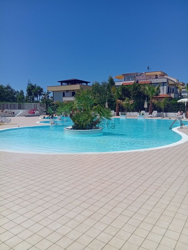 casa indipendente in vendita a Scalea