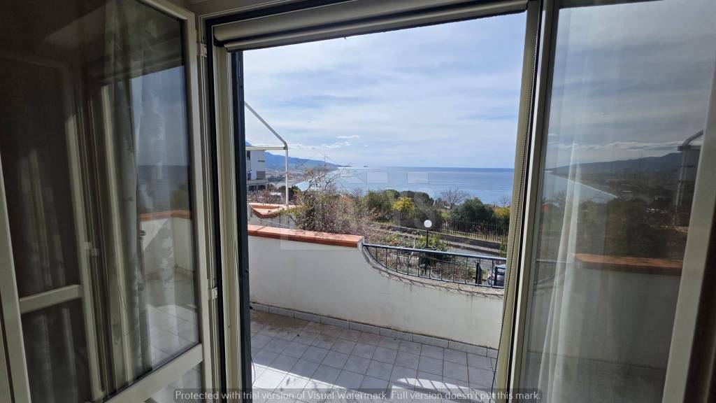 casa indipendente in vendita a Scalea