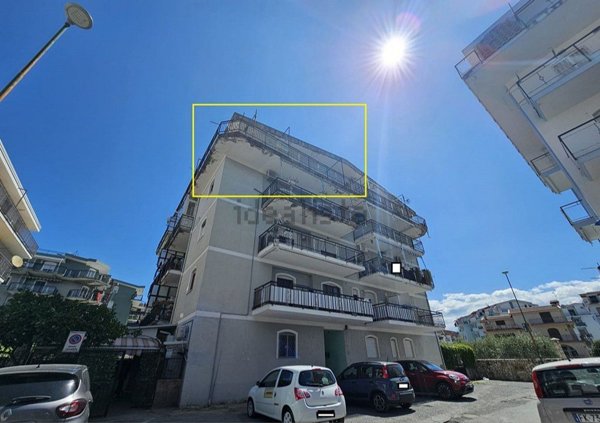 appartamento in vendita a Scalea