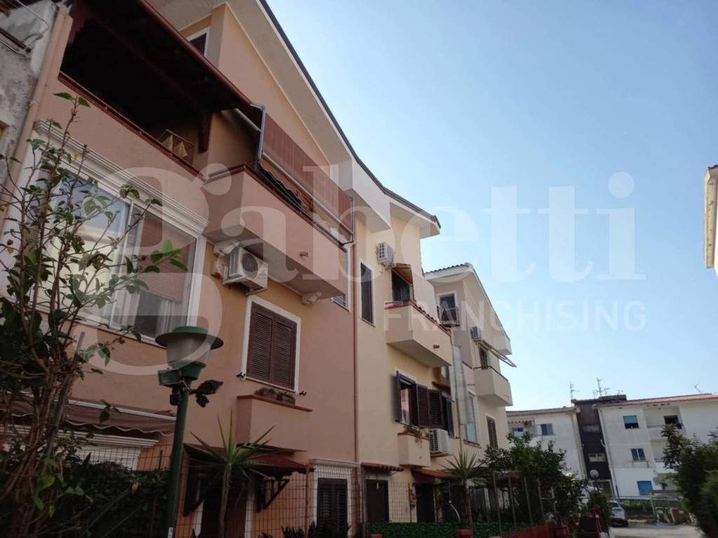 casa indipendente in vendita a Scalea