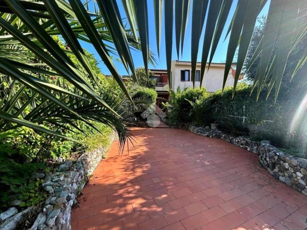 casa indipendente in vendita a Scalea