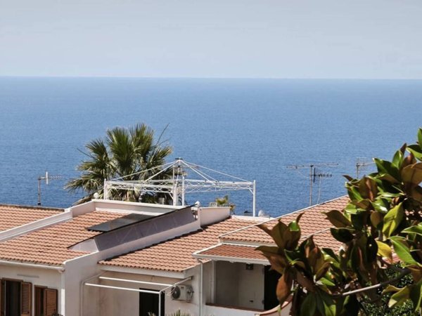 casa indipendente in vendita a Scalea